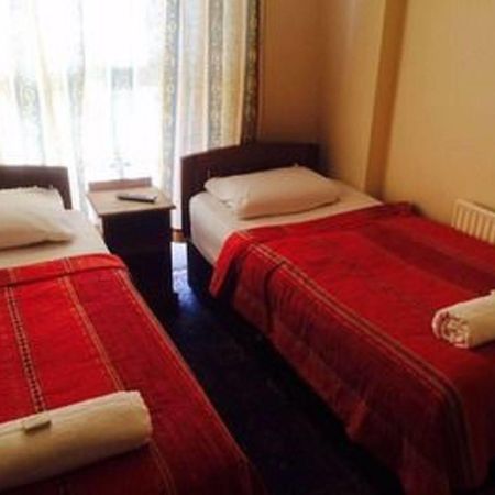 Golden Star Hotel 런던 외부 사진